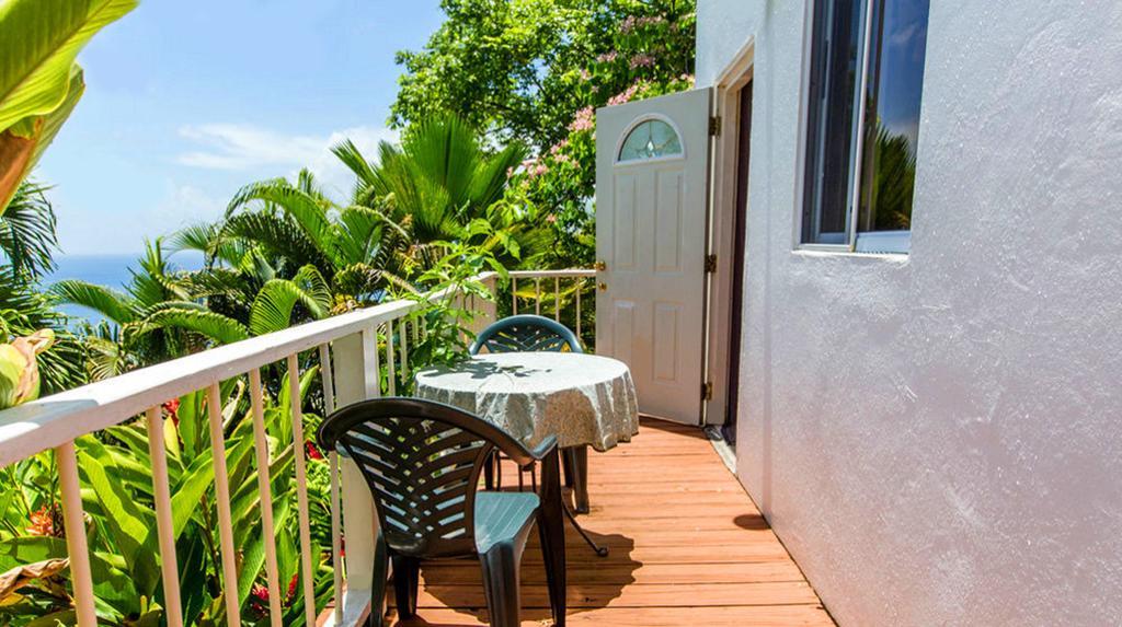 Nature'S Paradise Bed & Breakfast Marigot Bay Exterior photo