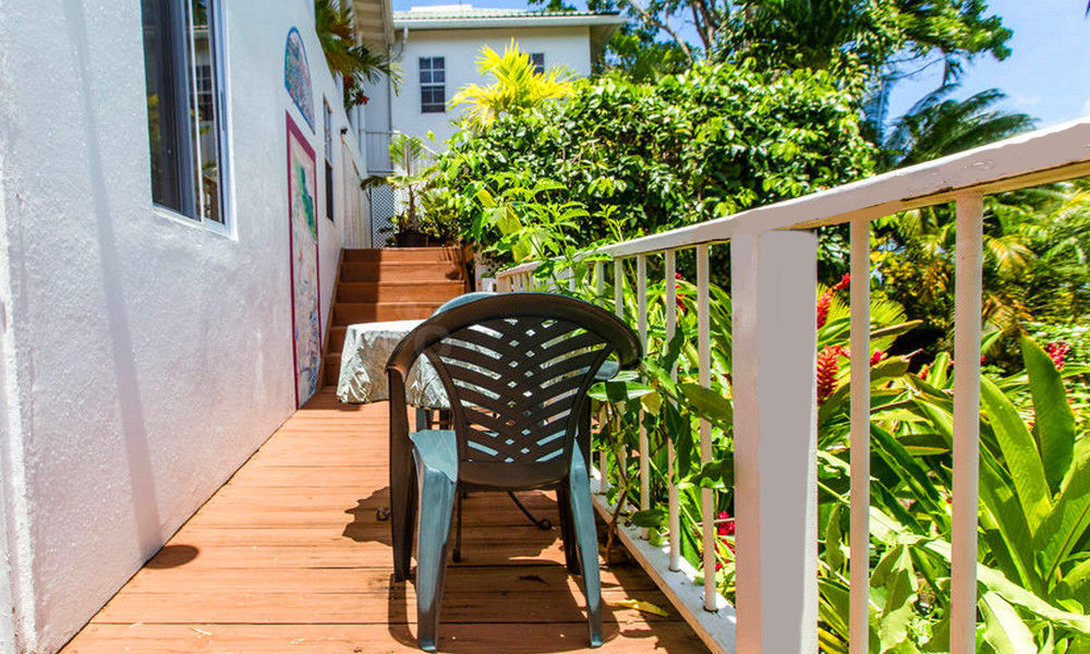 Nature'S Paradise Bed & Breakfast Marigot Bay Exterior photo