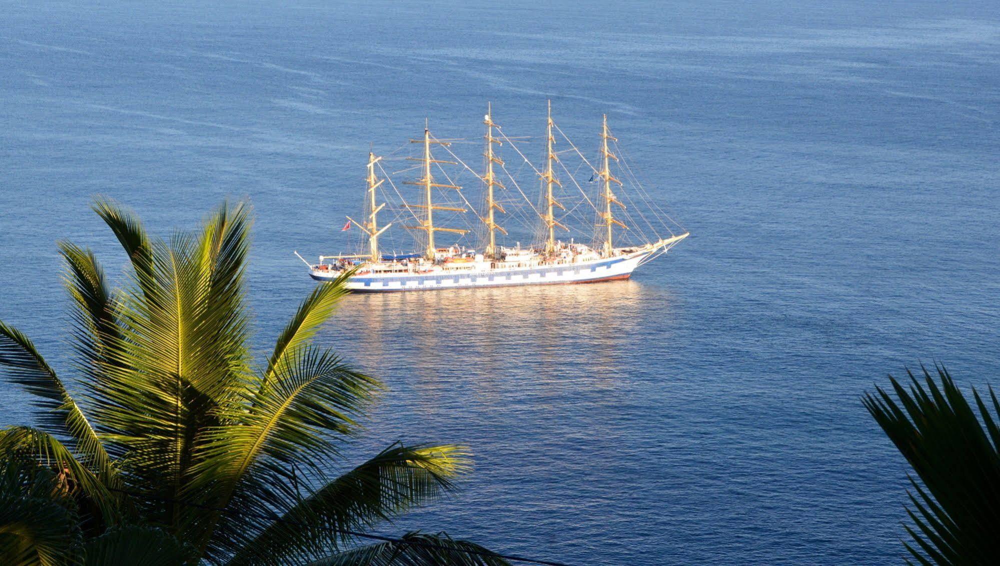 Nature'S Paradise Bed & Breakfast Marigot Bay Exterior photo