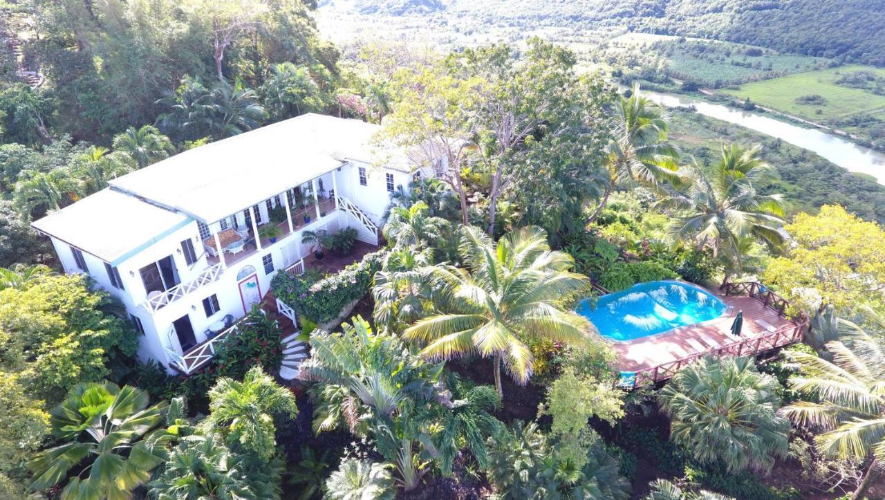 Nature'S Paradise Bed & Breakfast Marigot Bay Exterior photo